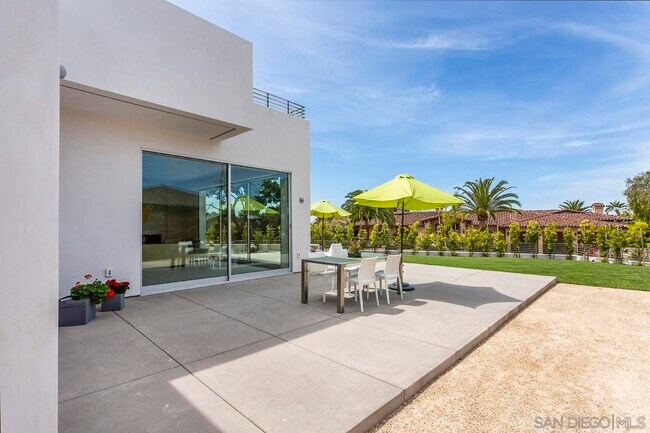 Foto del edificio - 8665 Glenwick Ln