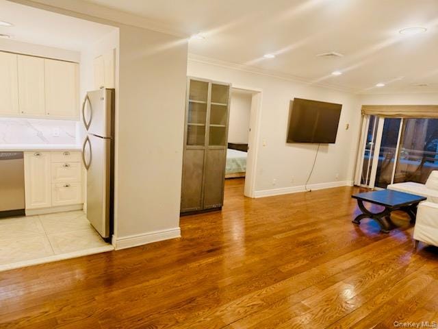 Foto del edificio - 100 Cutter Mill Rd