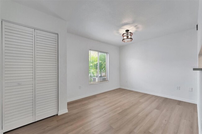 Photo - 9940 7th Way N Apartment