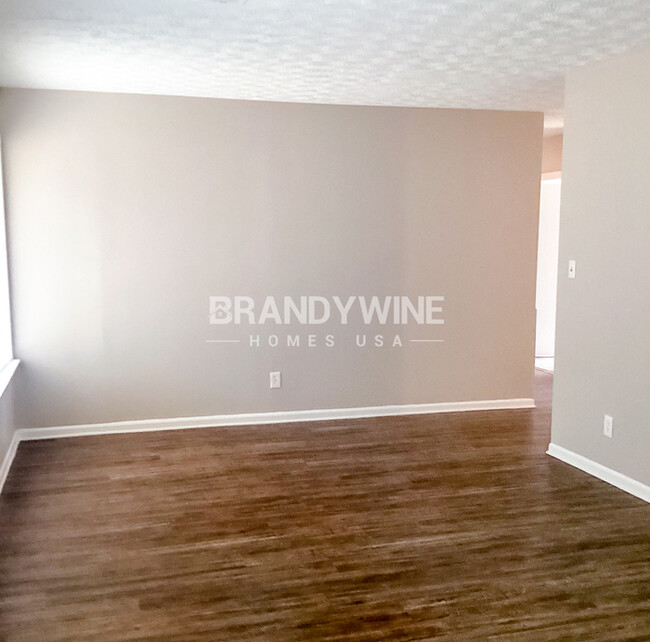 Building Photo - New Beginnings Await: Your Perfect Home fo...