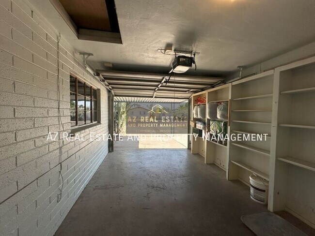 Foto del edificio - 3818 E Yale St