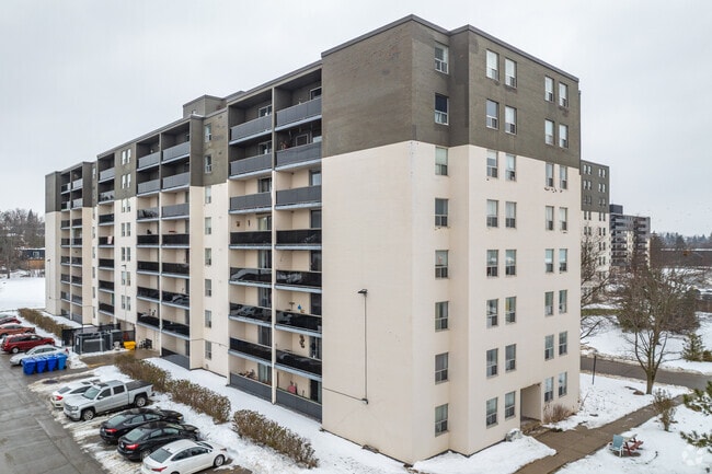 Building Photo - Cambridge Court