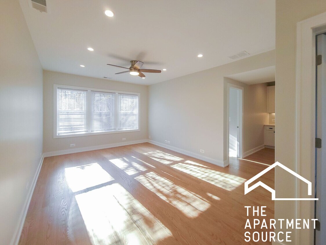 Foto principal - 2020 W Ainslie St