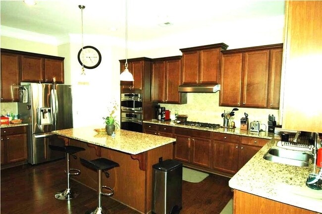 Foto del edificio - 2575 Walden Estates Dr