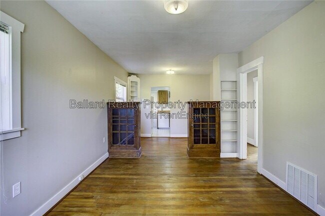 Foto del edificio - 7738 14th Ave NW