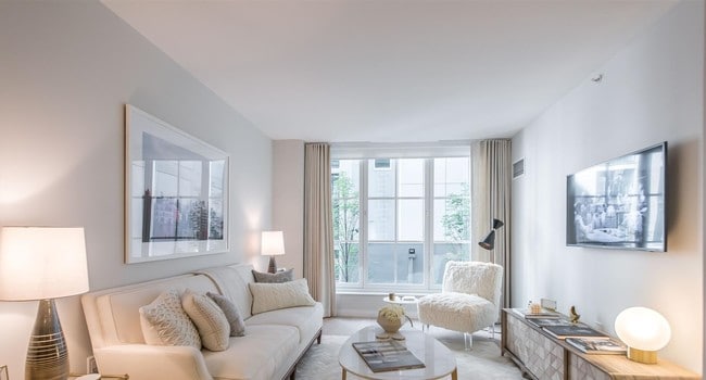Foto del edificio - 535 W 43rd St