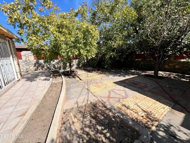 Foto del edificio - 1516 Oakdale St