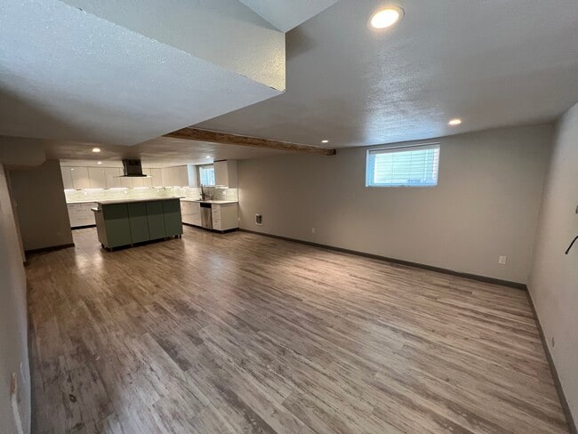 Building Photo - 2203 SE 60th Ave