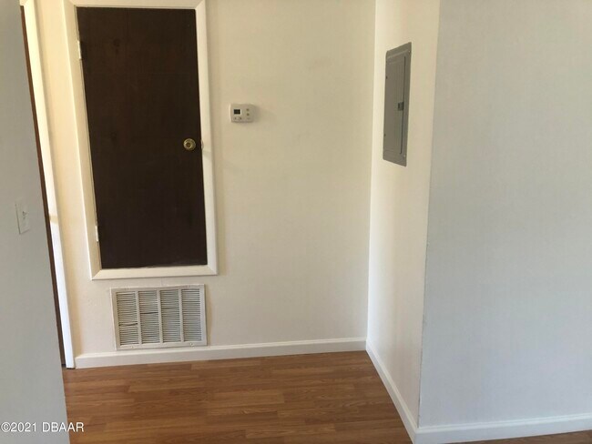 Building Photo - 428 Banana Cay Dr