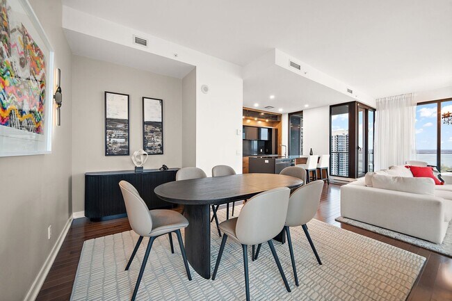 Photo du bâtiment - 101 Rue de la Rotonde