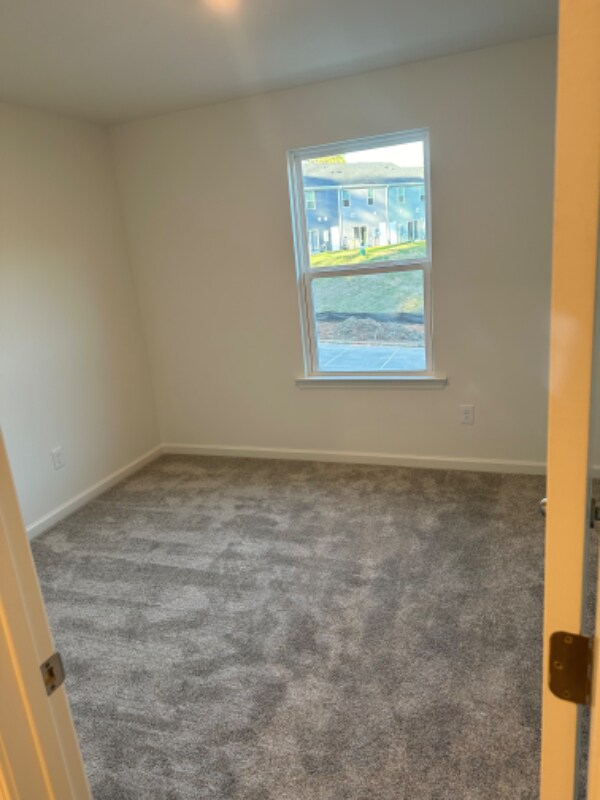 Building Photo - 3026 Spline Cir