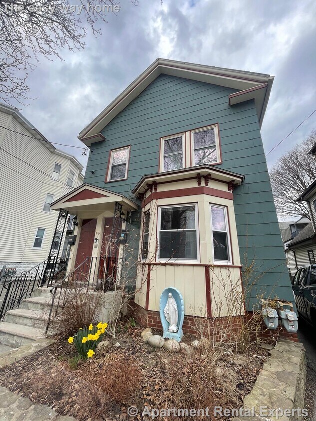 Primary Photo - 2 Bedroom for $3200 GORGEOUS RENO