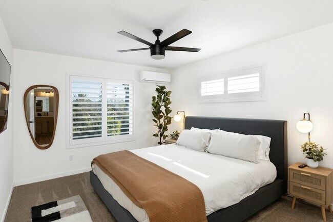 Foto del edificio - 663 S Tulip St