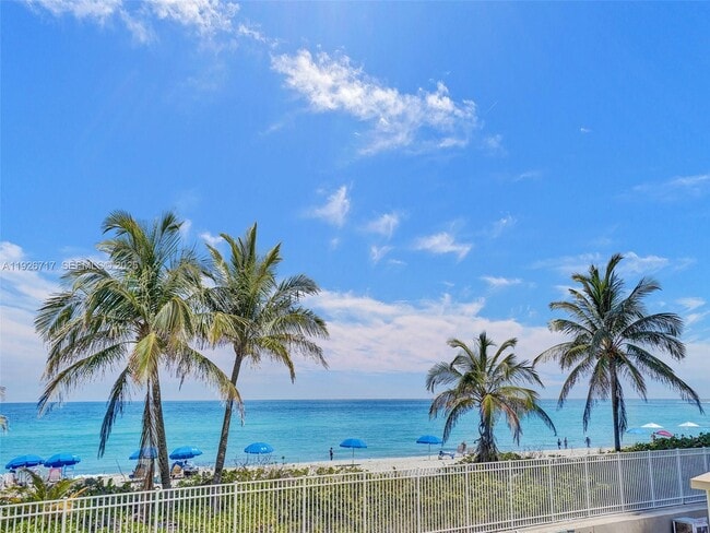 Foto del edificio - 1980 S Ocean Dr