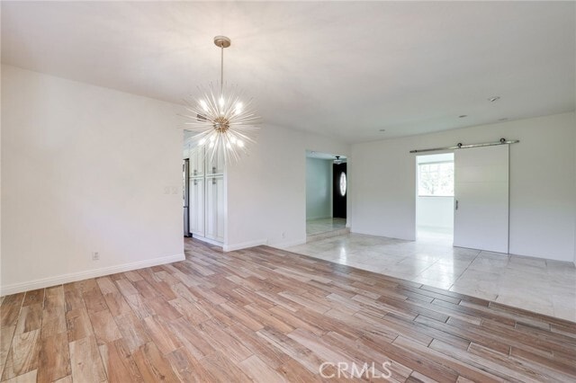 Foto del edificio - 16051 Ballantine Ln