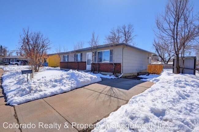 Foto del edificio - 3 br, 1 bath House - 13204 Lackland Drive