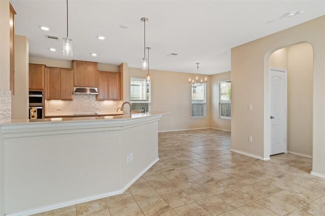 Building Photo - 6300 Carriage Pines Dr