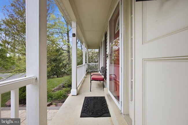 Foto del edificio - 8664 Pohick Forest Ct