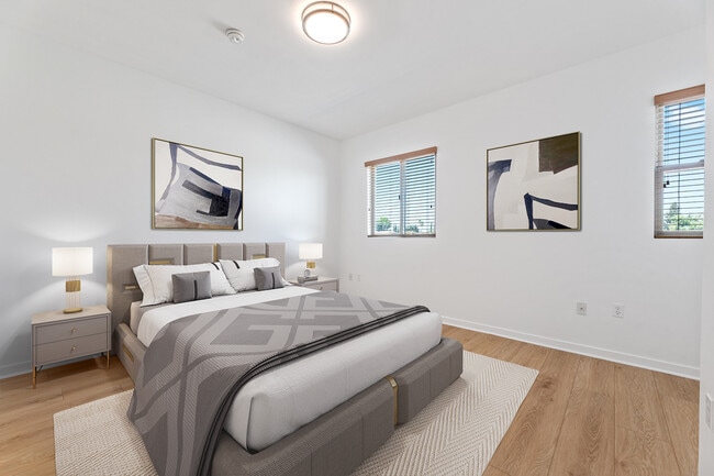 Master bedroom - 13439 Burbank Blvd