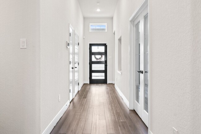 Foto del edificio - 16622 Daylight Ln