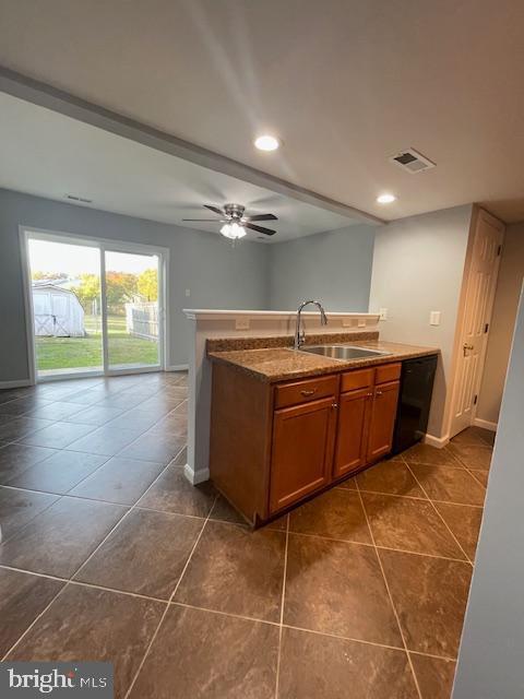 Foto del edificio - 403 Strathaven Ct