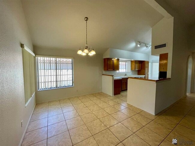 Building Photo - 10236 S Del Rico