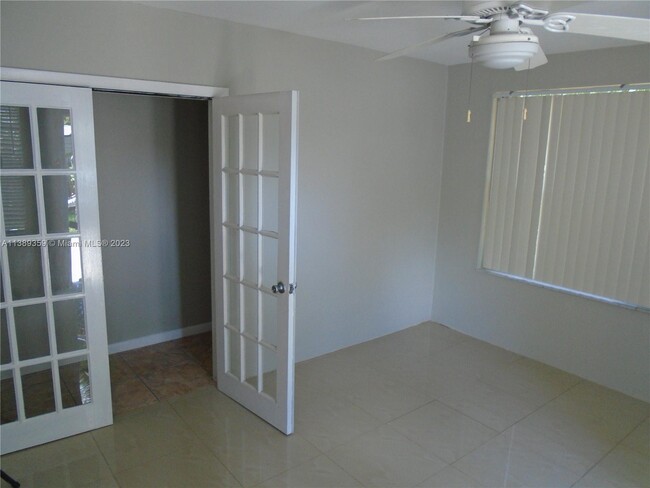 Foto del edificio - 6034 Mayo St