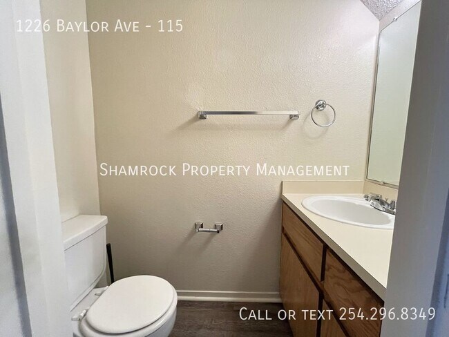 Building Photo - Casablanca Condo