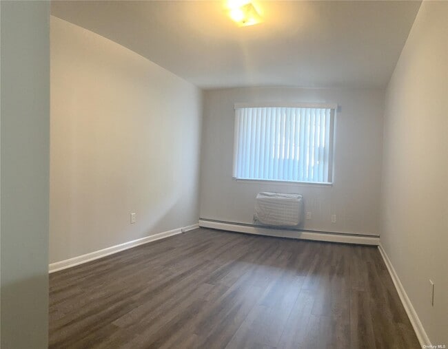 Building Photo - 59-77-77 59th Pl