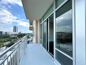 Building Photo - 3120 Smith St