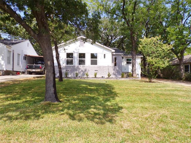 Building Photo - 2004 Bluebonnet Dr