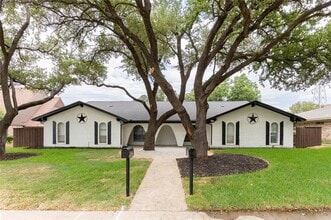 Building Photo - 7611 Dentcrest Dr