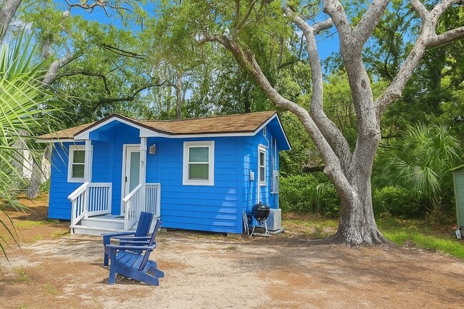 Foto del edificio - 229 Florida Blanca Pl SE