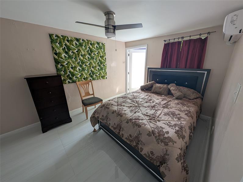 Primary Photo - 2453 NW 73rd Ave