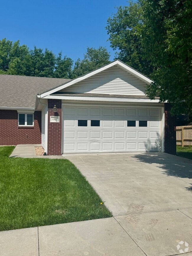 Building Photo - 4801 S 55th Ct