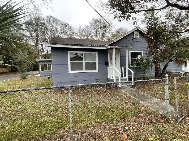 3102 Thomas St, Jacksonville, FL 32254 House for Rent in Jacksonville