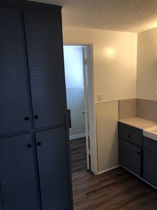 Building Photo - 9847 Loftus Dr