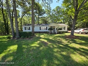 Building Photo - 328 Groves Point Cir