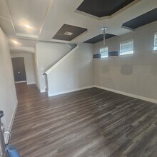 Building Photo - 11518 Harmony Summit Trce