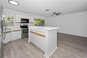 Building Photo - 14200 Wedgewood Ct