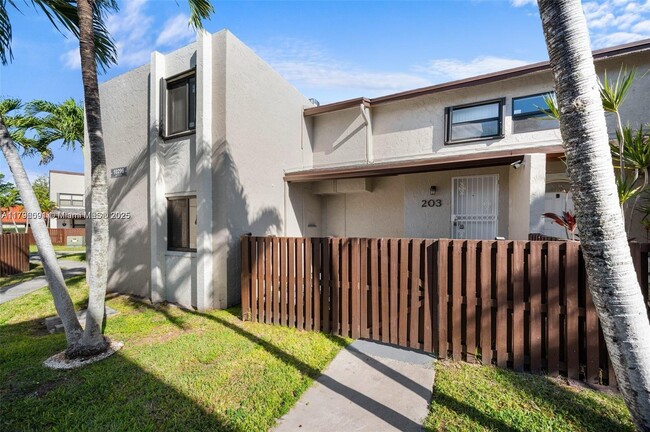 Foto del edificio - 10296 NW 9th St Cir