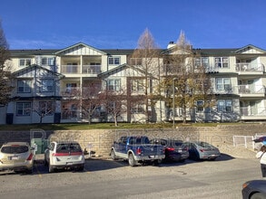 Building Photo - 7-307 Somervale View SW