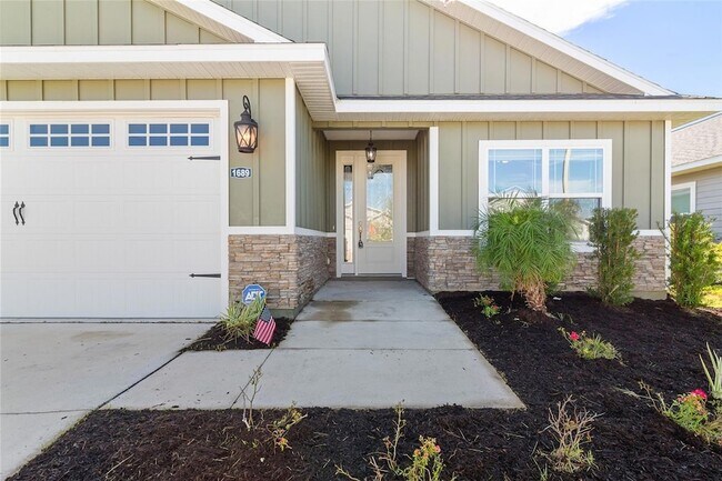 Foto del edificio - 1689 SW 71st CIR
