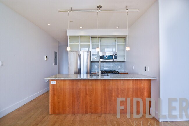 Foto del edificio - 140 Hope St