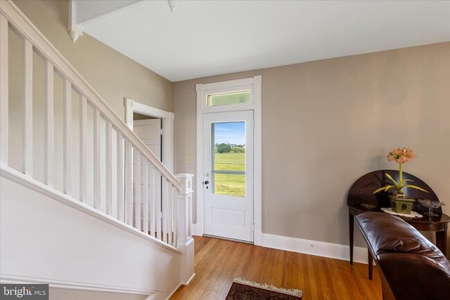 Foto del edificio - 5452 Middle Rd