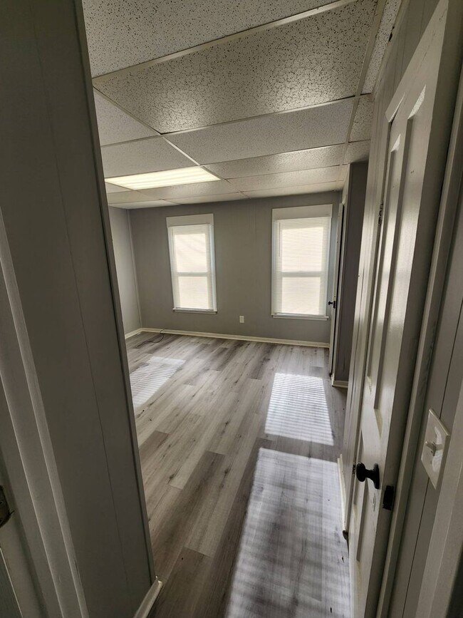 Foto del edificio - 508 W 23rd St