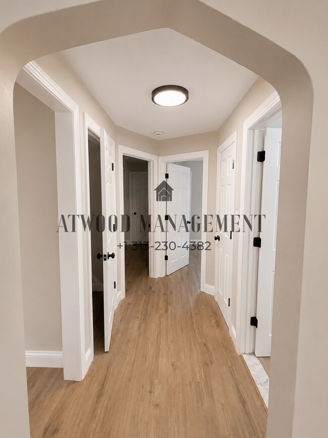 Building Photo - Coming Soon – Beautifully Updated Home *Coming Soon (Move-in ready by 6/10 or Sooner)*!
