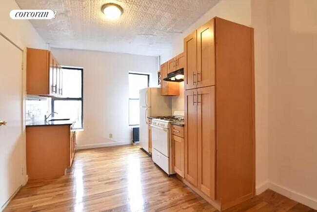 Building Photo - 45 Cheever Pl