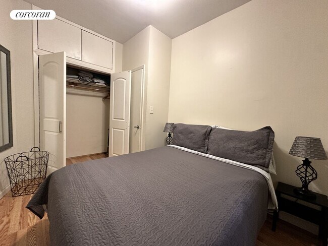 Foto del edificio - 229 Berry St