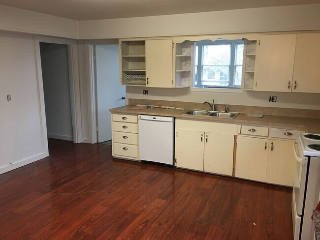 Foto del edificio - 8515 N Drummond Ave